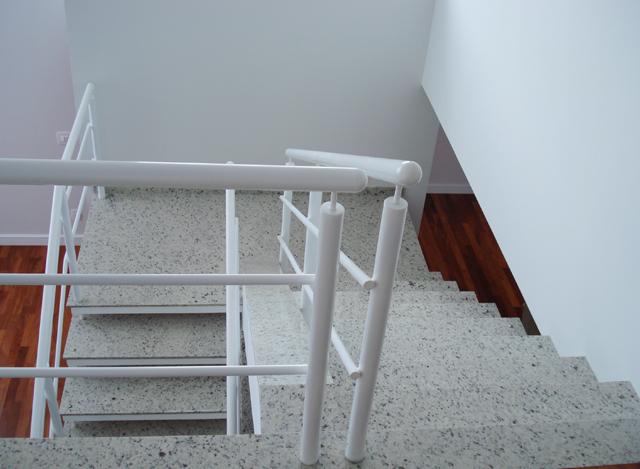 Granito Branco Marfim 2cm acabamento reto